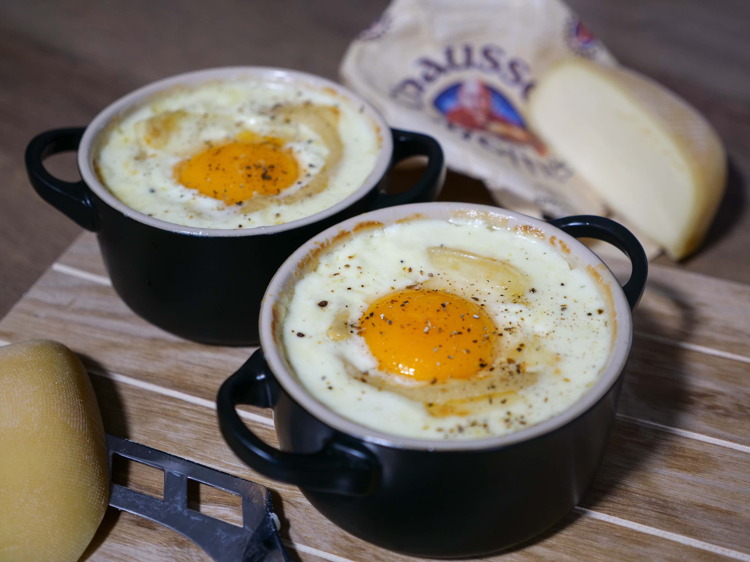 Oeuf cocotte lardons fromage Papa en